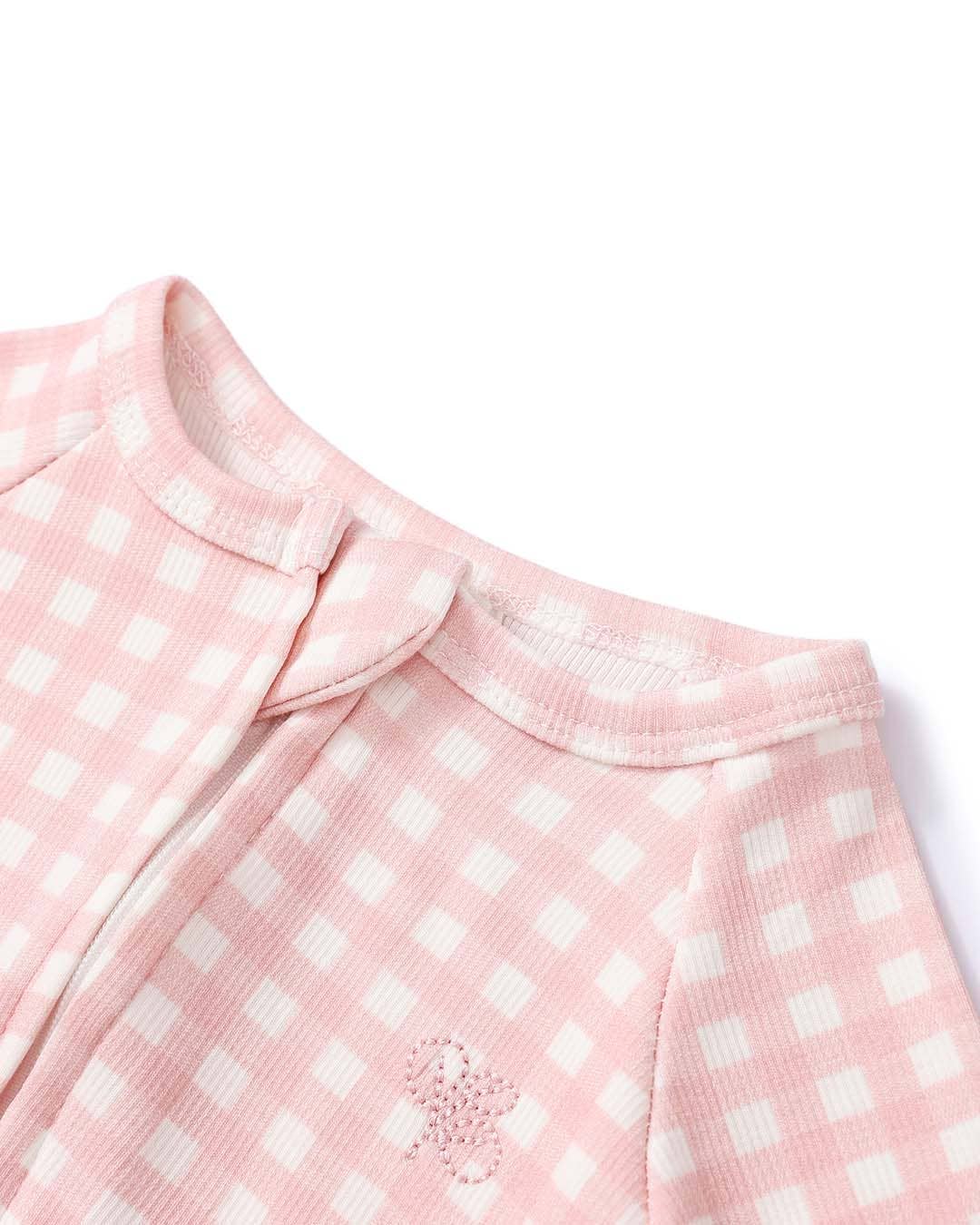 Rutete rosa ribbestrikket heldress