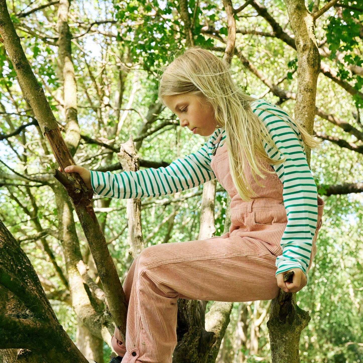 Rosa snekkerbukse i tykk cordfløyel | Dotty Dungarees