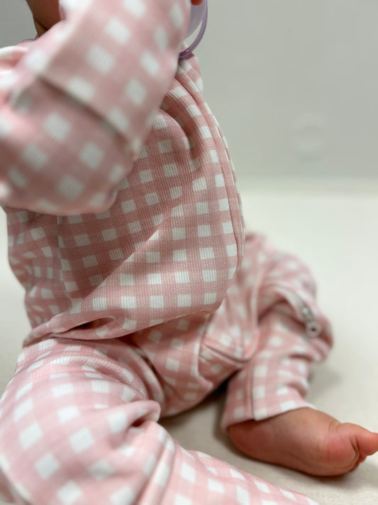 Rutete rosa ribbestrikket heldress