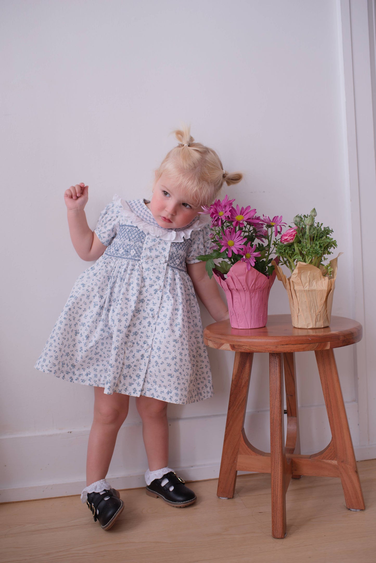 Lesavan Charlotte Eli